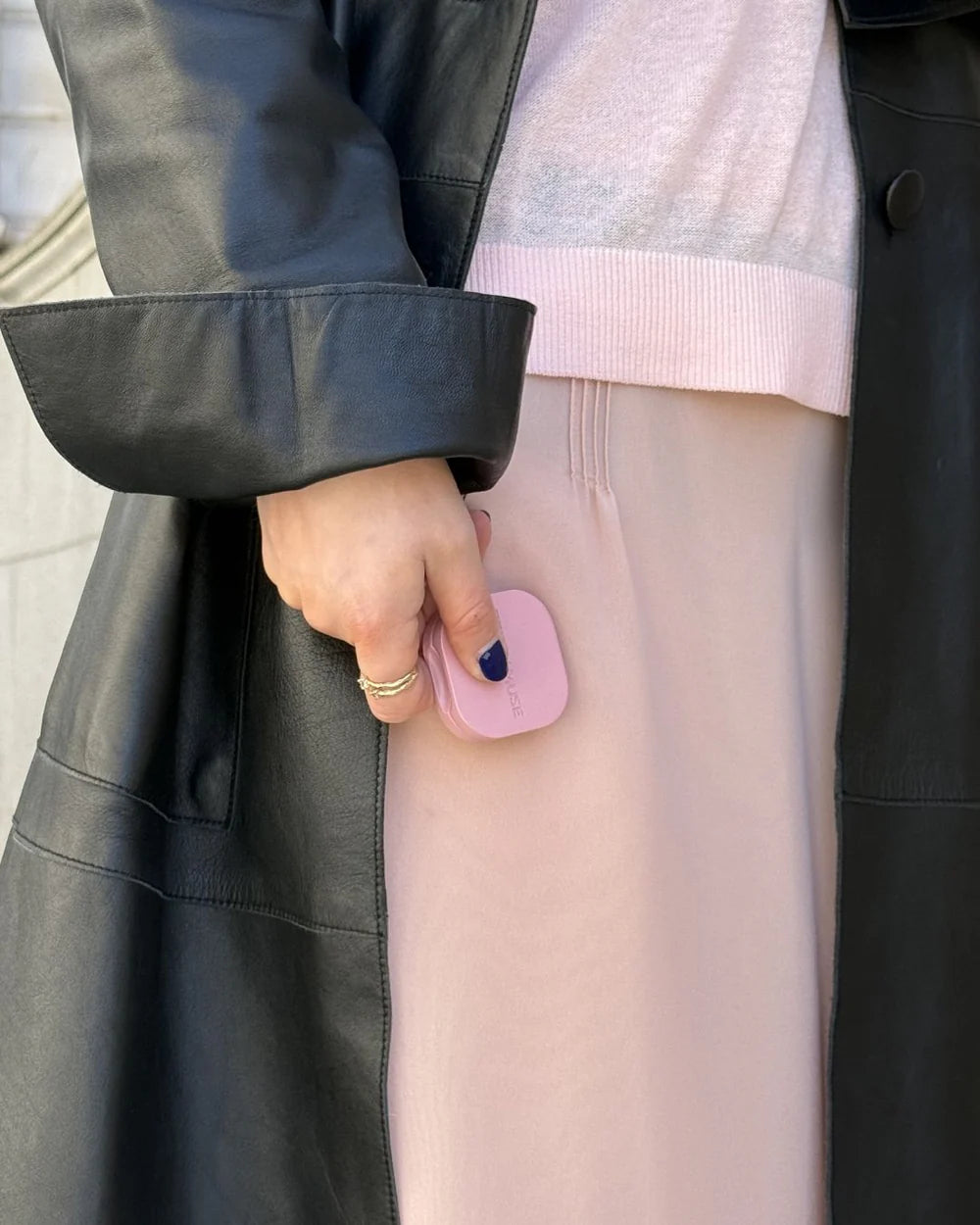 Refillable Solid Perfume Vessel