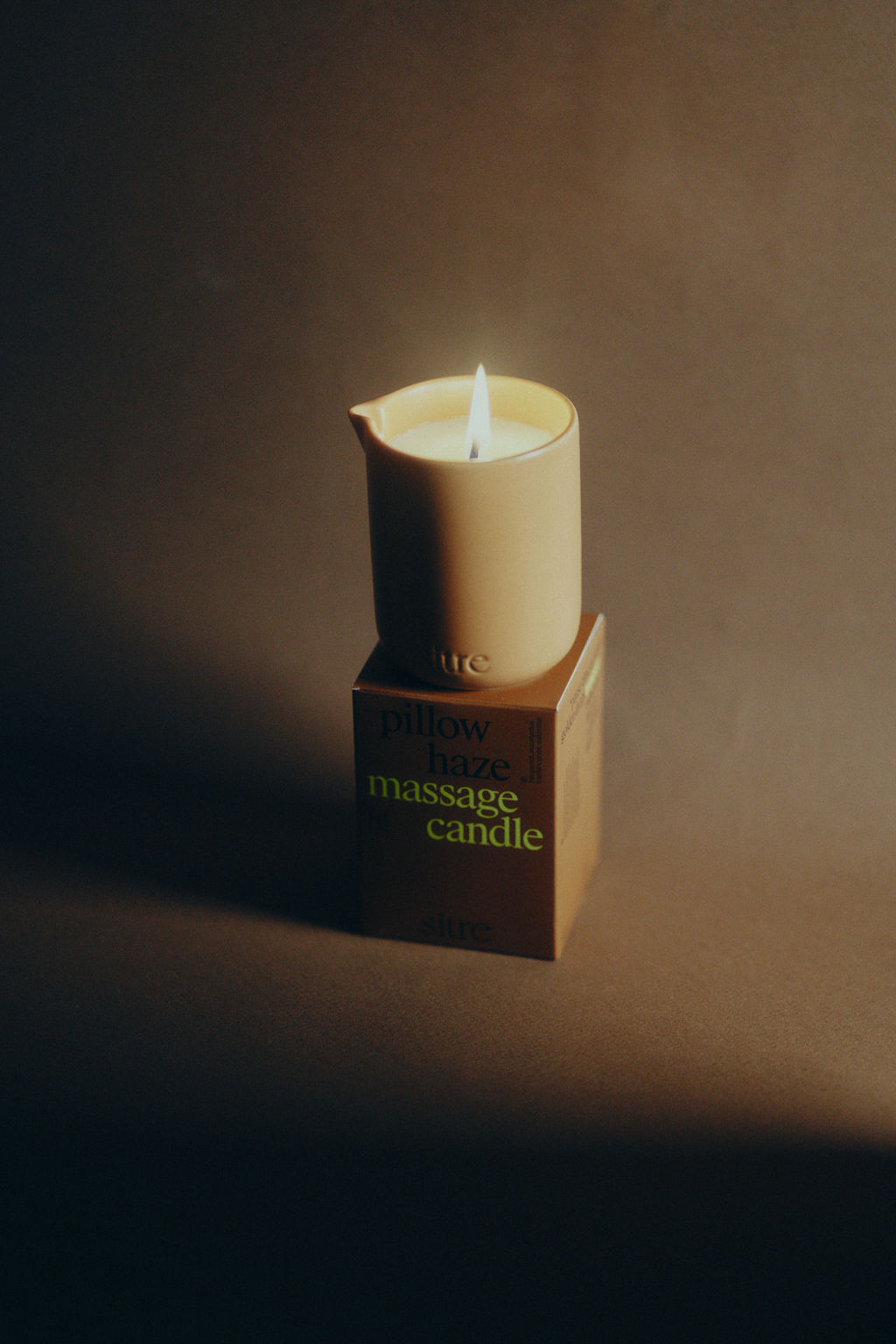 Pillow Haze Massage Candle