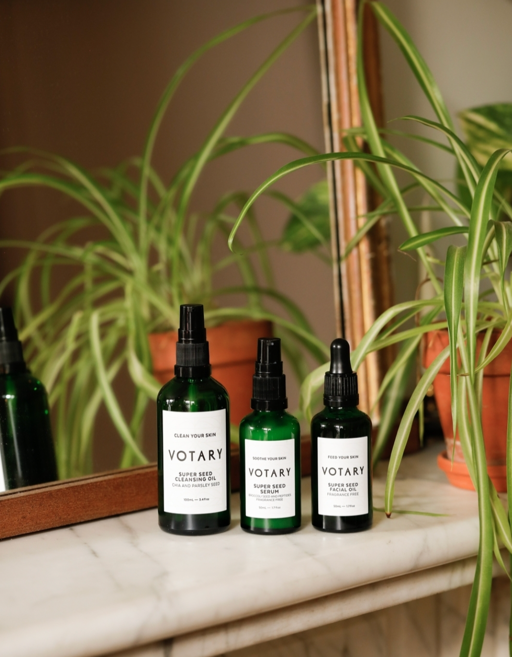 VOTARY Restore &amp; Illuminate Super Seed Facial